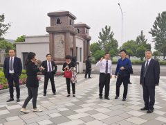 江苏盐城大丰福寿园向导来浙江云顶集团调研