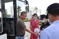 台州民政与殡协考察团来浙江云顶集团交流学习