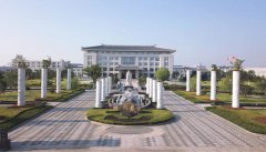 云顶集团石材镌刻：方寸之间，匠心独运的艺术传奇